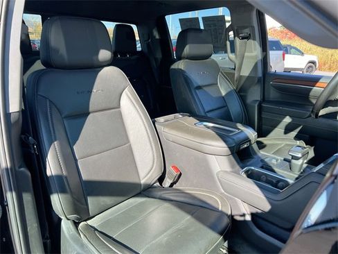 Used 2022 GMC Sierra 1500 Denali image 29