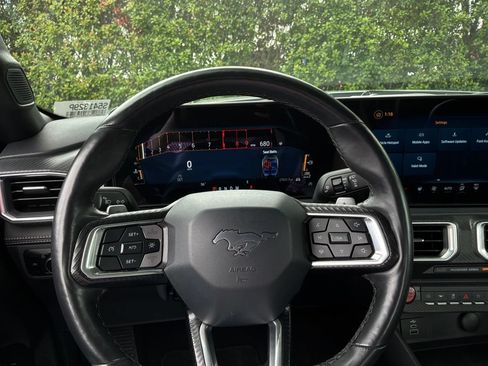 Used 2025 Ford Mustang GT Premium RWD image 23