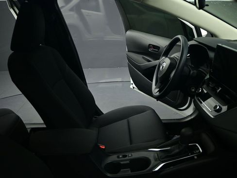 Used 2024 Toyota Corolla LE image 24