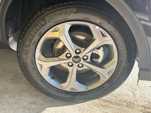 New 2025 Ford Escape ST-Line w/ Cold Weather Package image 39