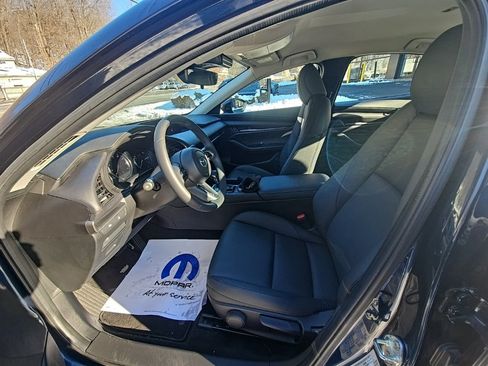 Used 2024 MAZDA MAZDA3 s image 13