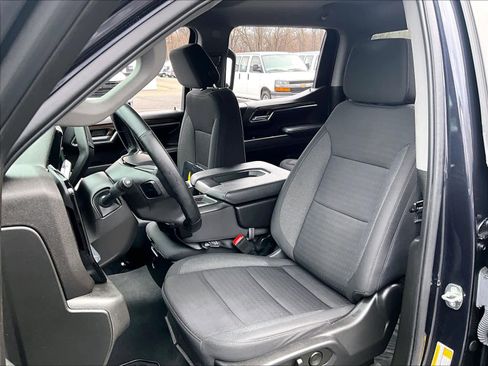 Used 2023 Chevrolet Silverado 1500 LT image 10