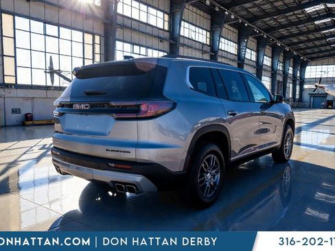 Used 2025 GMC Acadia Elevation image 34