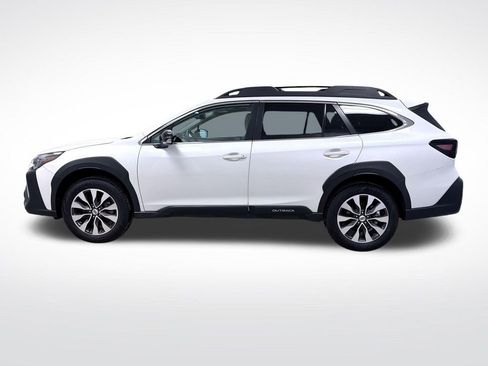 Used 2025 Subaru Outback Limited image 10