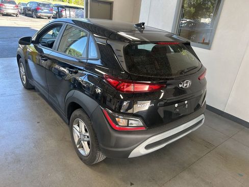 Used 2023 Hyundai Kona SE AWD/4WD image 3