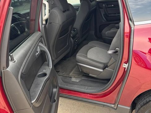 Used 2015 Chevrolet Traverse LT w/ Traveler's Package AWD/4WD image 24