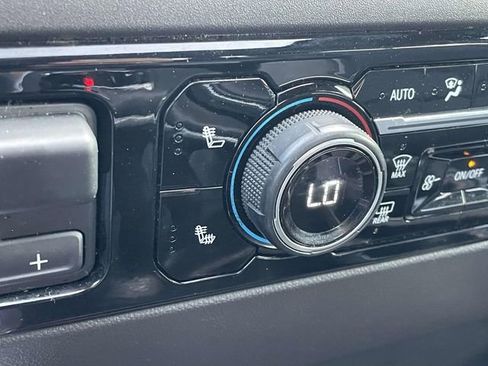 Used 2024 Chevrolet Silverado 1500 LT Trail Boss w/ Convenience Package II image 21