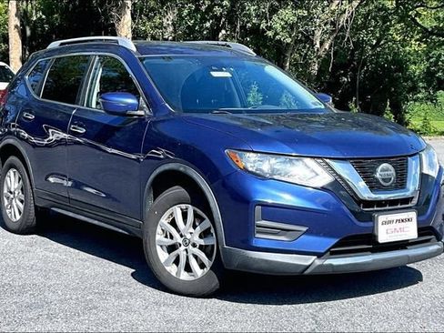 Used 2019 Nissan Rogue SV AWD/4WD image 2