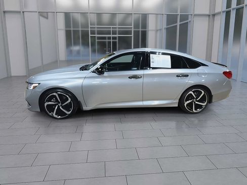 Used 2022 Honda Accord Sport image 5