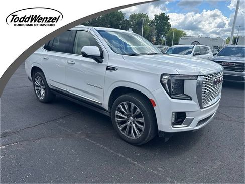Used 2023 GMC Yukon Denali AWD/4WD image 1