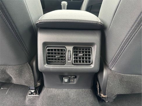 Used 2025 Toyota Camry XLE image 35