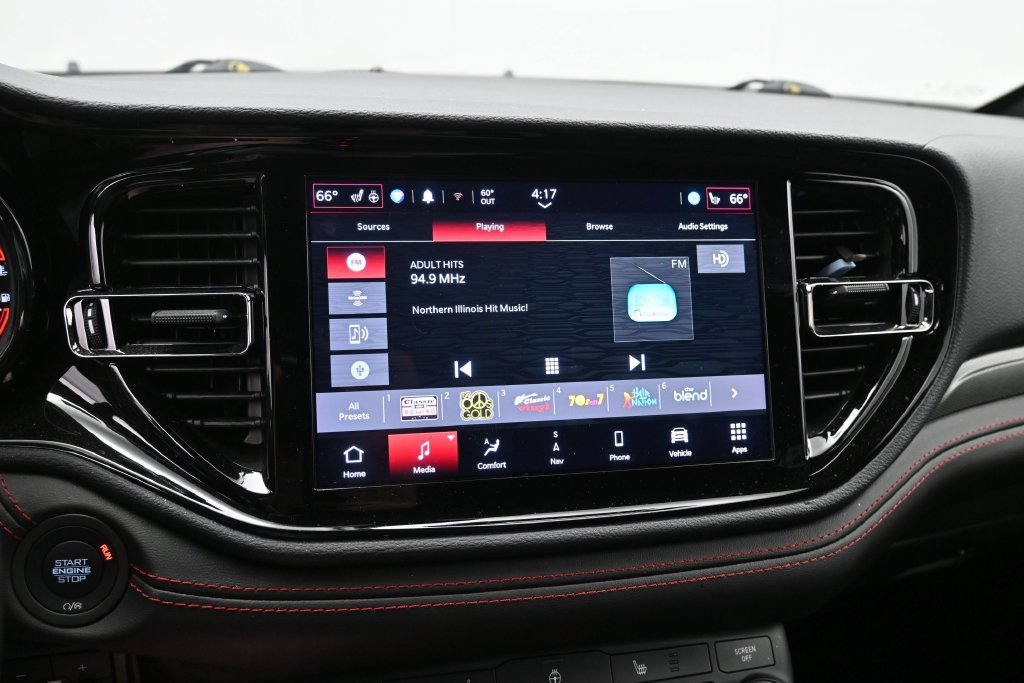Used 2024 Dodge Durango R/T w/ Blacktop Package AWD/4WD image 13