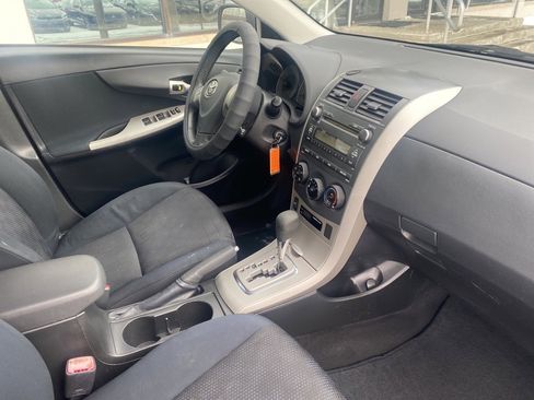 Used 2010 Toyota Corolla S image 18