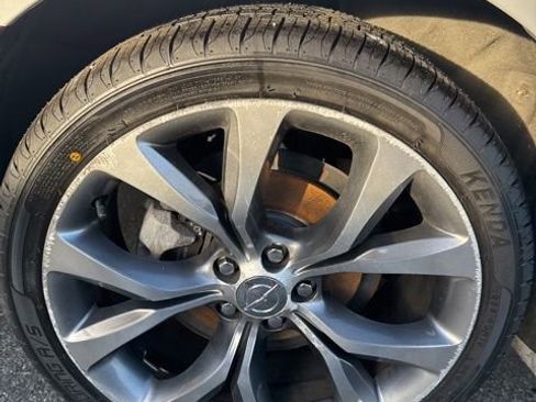 Used 2015 Chrysler 200 C w/ Navigation & Sound Group I image 22