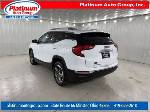 Used 2021 GMC Terrain SLT FWD image 3
