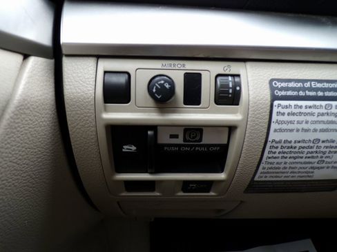 Used 2011 Subaru Outback 3.6R Premium image 20