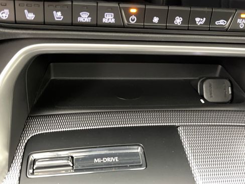 New 2026 MAZDA CX-90 Plug-In Hybrid w/ Preferred AWD/4WD image 25