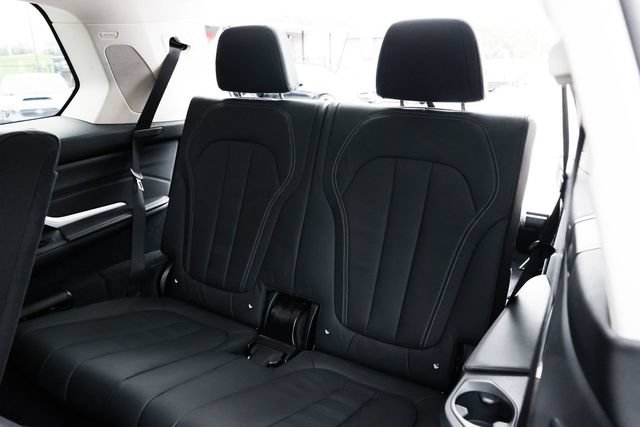 Used 2020 BMW X7 xDrive40i w/ Premium Package AWD/4WD image 35