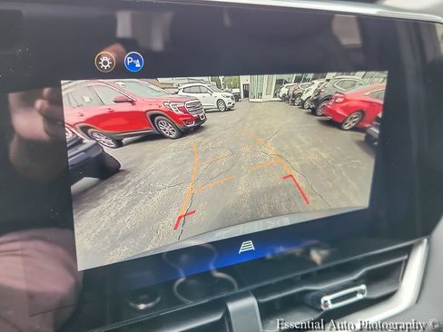 Certified 2026 Chevrolet Equinox LT w/ Convenience Package II FWD image 12