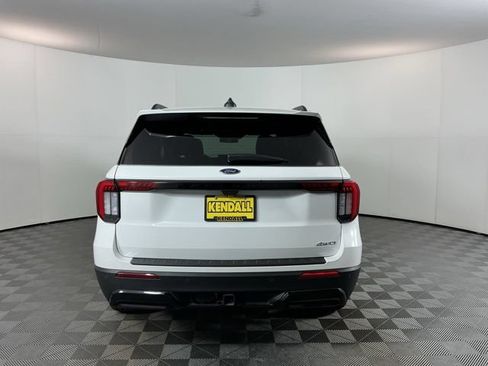 Used 2026 Ford Explorer ST-Line w/ ST-Line Street Pack AWD/4WD image 6