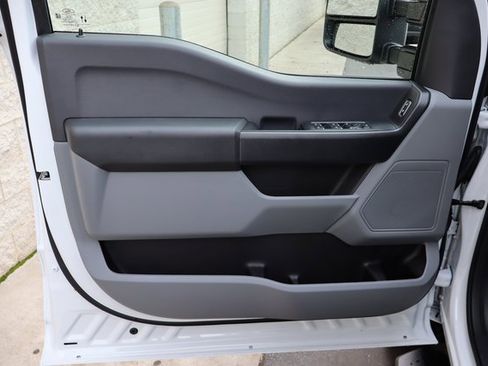 New 2026 Ford F250 XL w/ XL Off-Road Package image 21