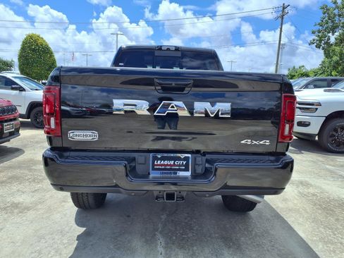 New 2026 RAM 2500 Limited AWD/4WD image 6