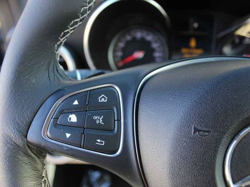 Used 2018 Mercedes-Benz C 300 Sedan image 16