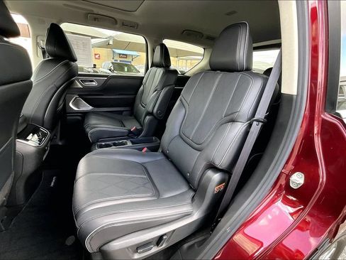 Certified 2025 INFINITI QX80 Sensory AWD/4WD image 36