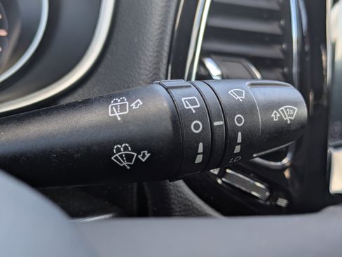 Used 2019 Jeep Compass Altitude image 36