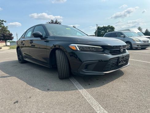 Used 2023 Honda Civic Sport image 11