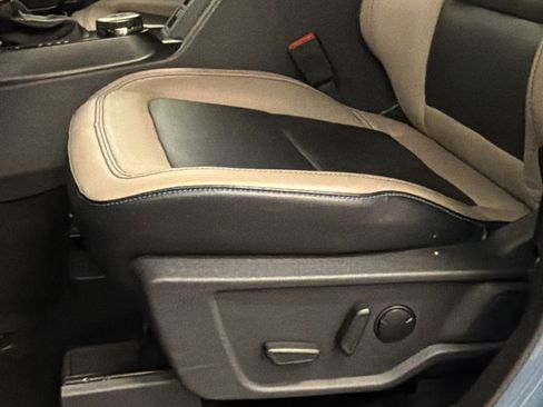 Used 2024 Ford Bronco Wildtrak image 15