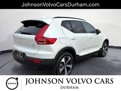 New 2026 Volvo XC40 B4 Plus w/ Climate Package image 3