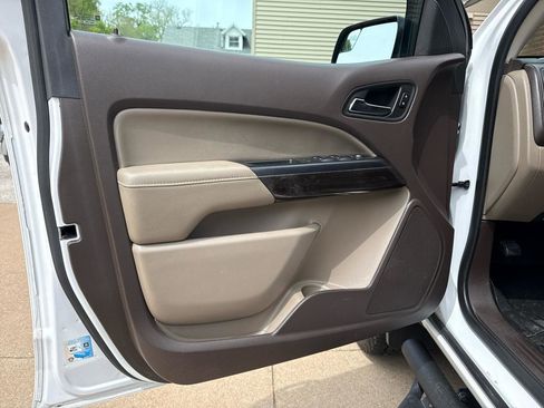 Used 2015 GMC Canyon SLT w/ Driver Alert Package AWD/4WD image 10