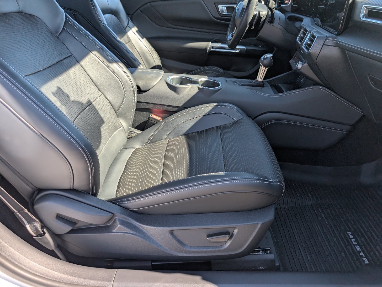 Used 2024 Ford Mustang GT Premium RWD image 25