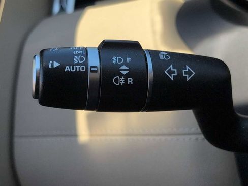 Used 2013 Land Rover Range Rover Evoque Pure Premium AWD/4WD image 26