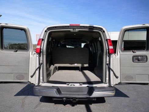 Used 2007 GMC Savana 1500 AWD Passenger w/ LT Preferred Equipment Group image 20