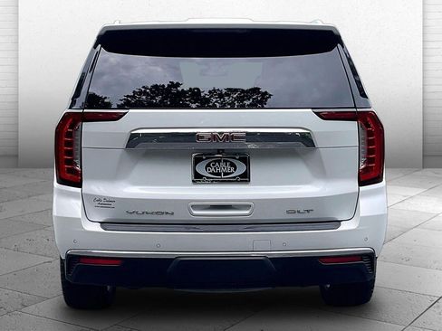 Used 2022 GMC Yukon SLT w/ SLT Premium Package AWD/4WD image 3