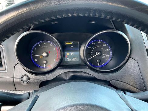 Used 2016 Subaru Legacy 2.5i Premium w/ Moonroof Package AWD/4WD image 19