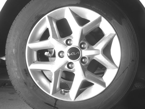 Used 2025 Kia Soul LX w/ LX Technology Package image 15