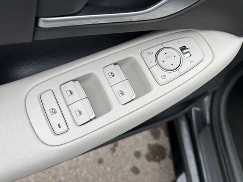Used 2025 Hyundai Sonata SEL FWD image 15