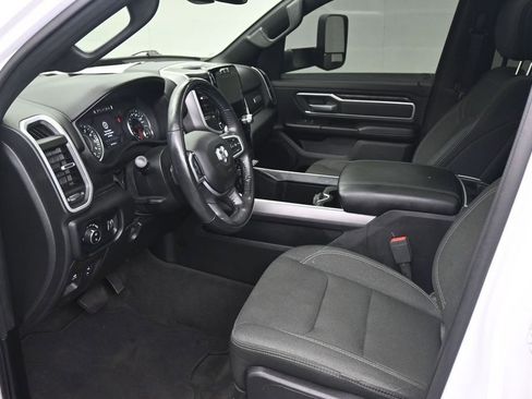 Used 2020 RAM 1500 Big Horn AWD/4WD image 14