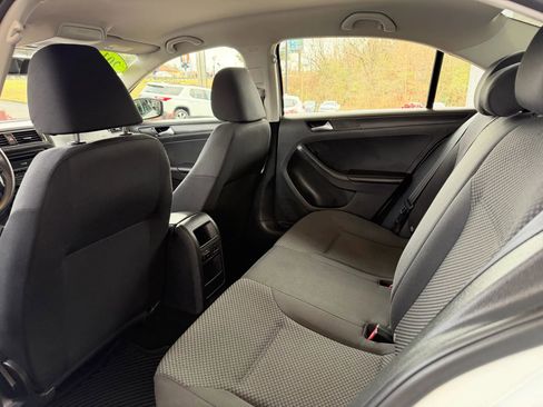 Used 2014 Volkswagen Jetta S image 18