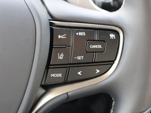 Used 2019 Lexus ES 350 Ultra Luxury image 20