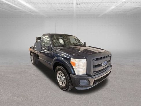 Used 2013 Ford F250 XL RWD image 3