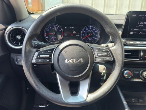 Used 2024 Kia Forte LX FWD image 18