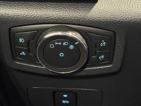 Used 2022 Ford F250 Lariat image 33