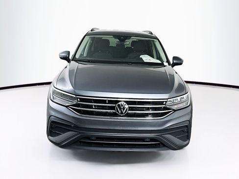 Used 2024 Volkswagen Tiguan S image 2