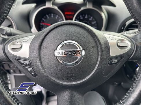 Used 2017 Nissan Juke SV image 15