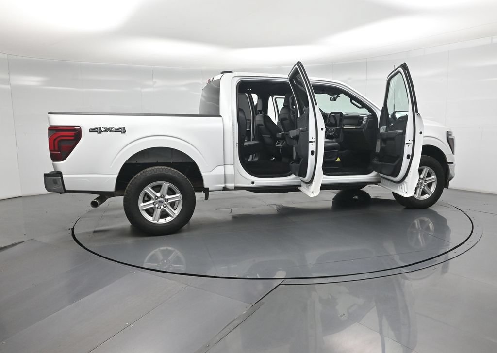 Used 2025 Ford F150 Lariat AWD/4WD image 4