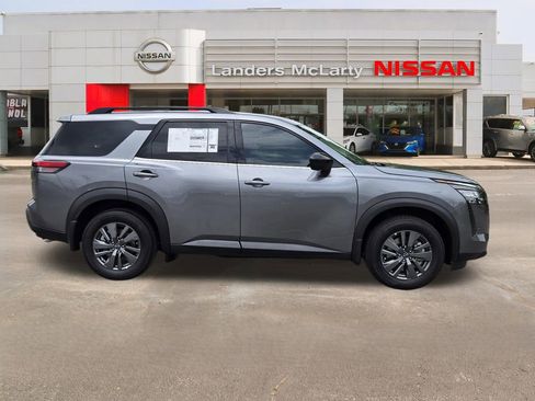 New 2026 Nissan Pathfinder SV w/ Cargo Package FWD image 2